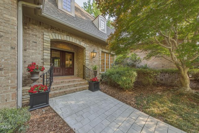90028 Hoey, Chapel Hill, NC 27517