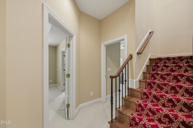 90028 Hoey, Chapel Hill, NC 27517