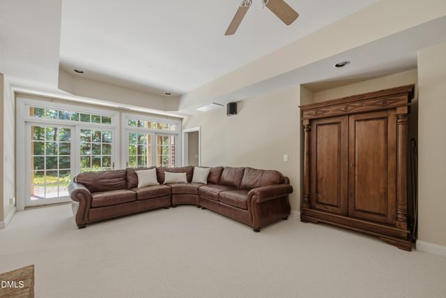 90028 Hoey, Chapel Hill, NC 27517