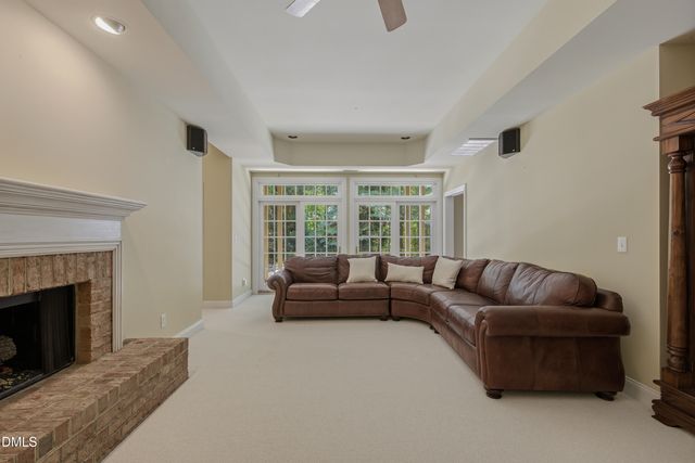 90028 Hoey, Chapel Hill, NC 27517