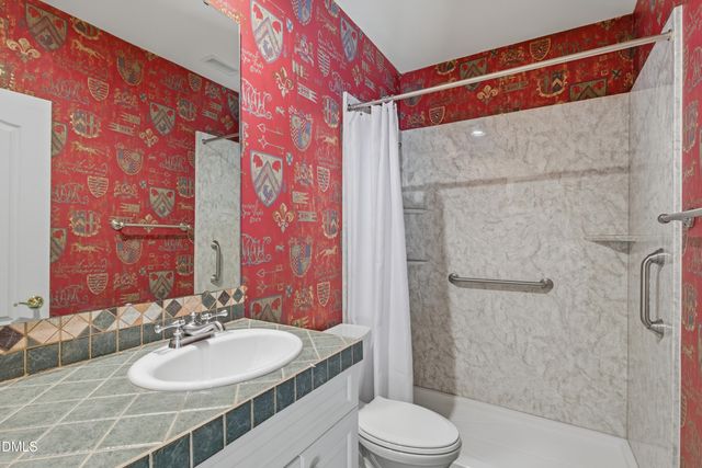 90028 Hoey, Chapel Hill, NC 27517