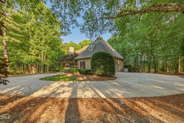 90028 Hoey, Chapel Hill, NC 27517
