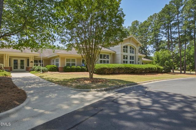 90028 Hoey, Chapel Hill, NC 27517