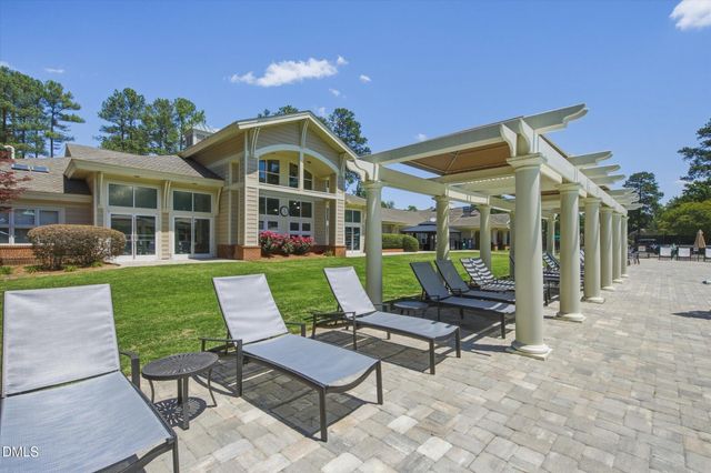 90028 Hoey, Chapel Hill, NC 27517