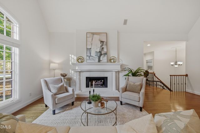 90028 Hoey, Chapel Hill, NC 27517