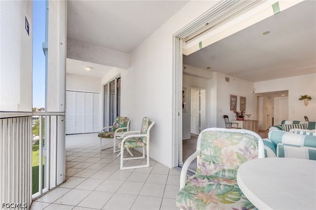4351 Bay Beach LN 332, Fort Myers Beach, FL 33931