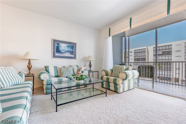 4351 Bay Beach LN 332, Fort Myers Beach, FL 33931