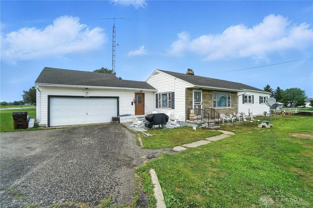 1879 Wilmington Road, Cedarville Vlg, OH 45314