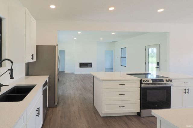 3146 N West Shafer Drive, Monticello, IN 47960