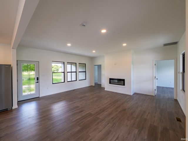 3146 N West Shafer Drive, Monticello, IN 47960