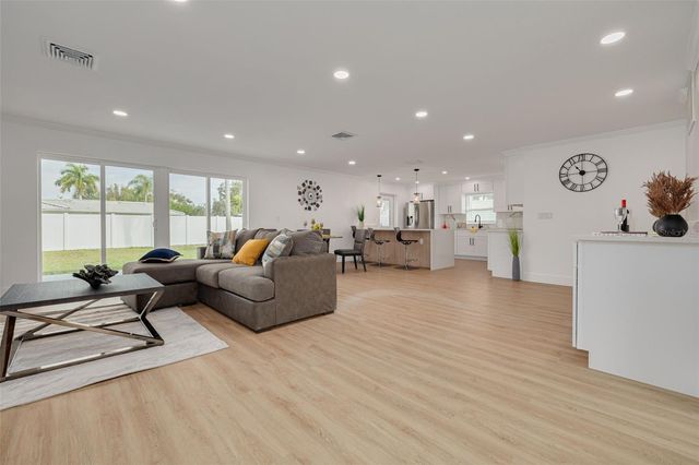 13641 PLEASANT DRIVE, Largo, FL 33774