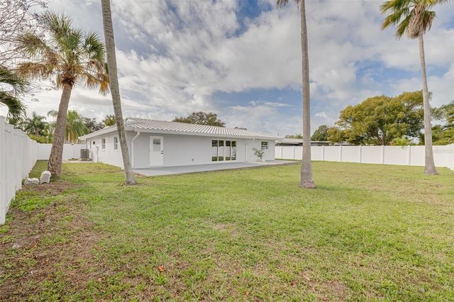 13641 PLEASANT DRIVE, Largo, FL 33774