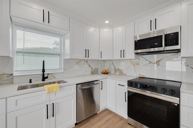 13641 PLEASANT DRIVE, Largo, FL 33774