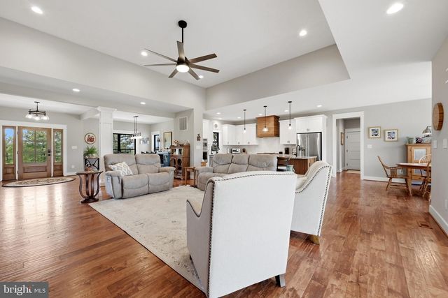 640 GRIM RD, Stephens City, VA 22655