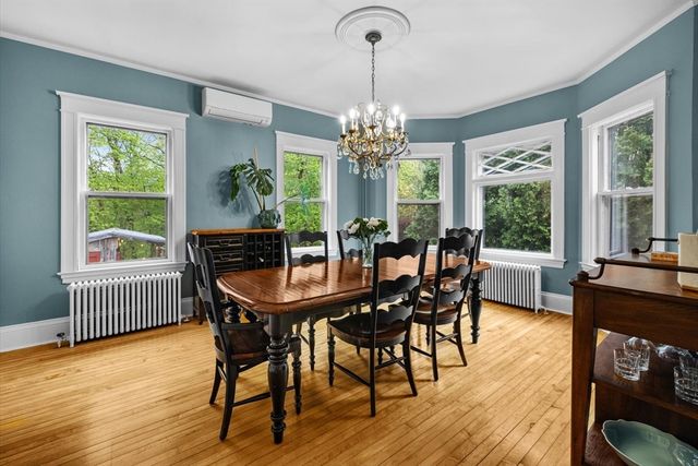 10 Latisquama Rd, Southborough, MA 01772