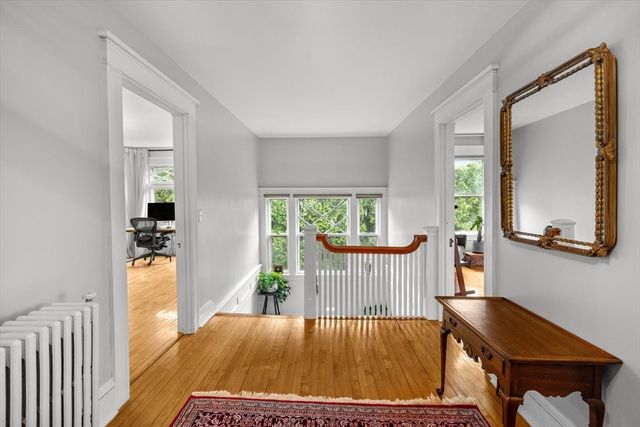 10 Latisquama Rd, Southborough, MA 01772