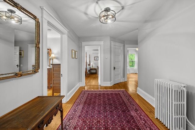 10 Latisquama Rd, Southborough, MA 01772