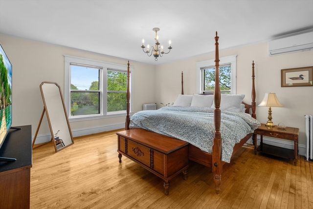 10 Latisquama Rd, Southborough, MA 01772