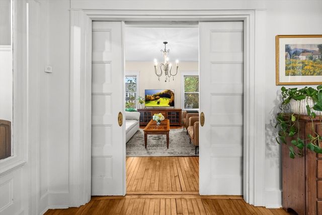 10 Latisquama Rd, Southborough, MA 01772