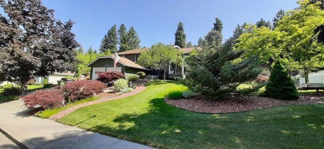 10120 N Seminole Dr, Spokane, WA 99208