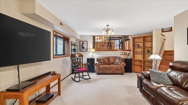 10120 N Seminole Dr, Spokane, WA 99208