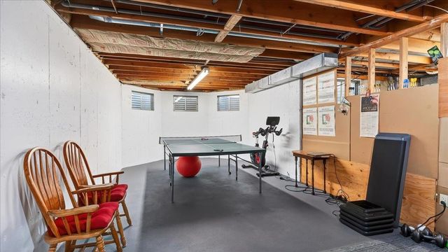 10120 N Seminole Dr, Spokane, WA 99208