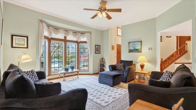 10120 N Seminole Dr, Spokane, WA 99208