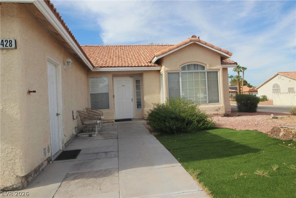 6428 Crystal Dew Drive, Las Vegas, NV 89118 — photo 2