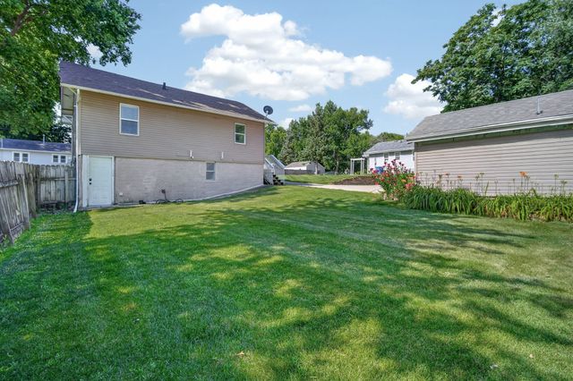 5903 Sheridan Avenue, Des Moines, IA 50322