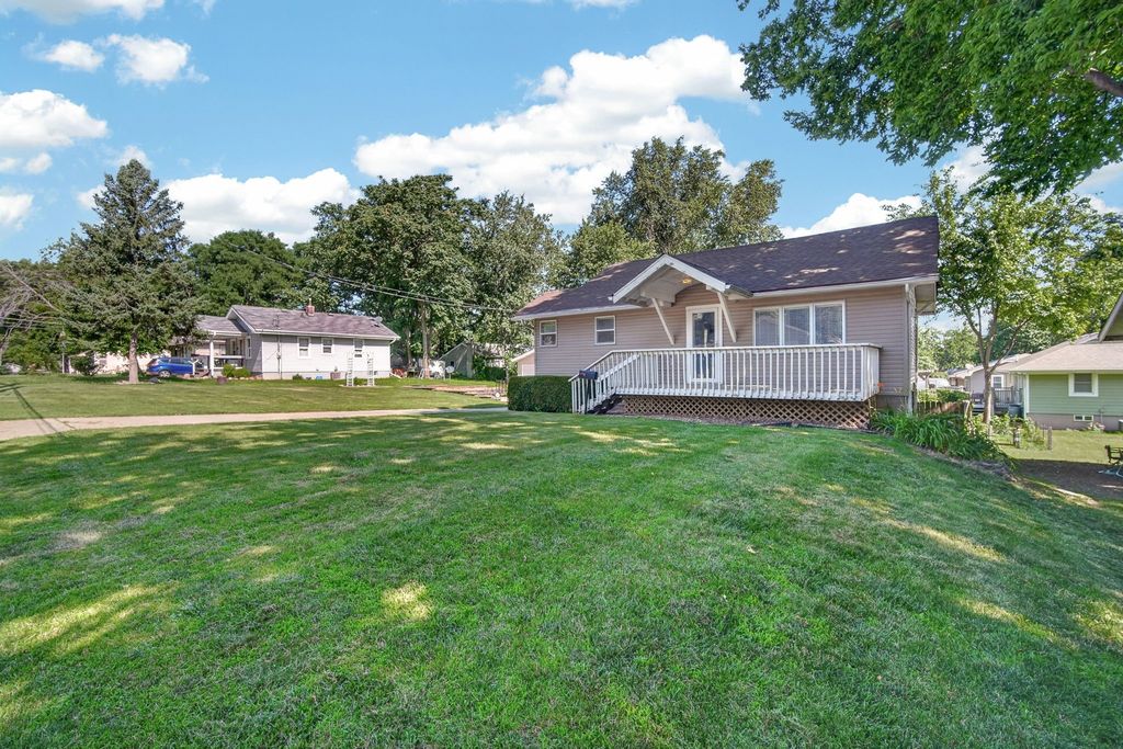 5903 Sheridan Avenue, Des Moines, IA 50322