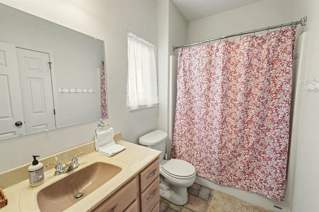 3380 S Scenic Slope Rd, Salina, KS 67401