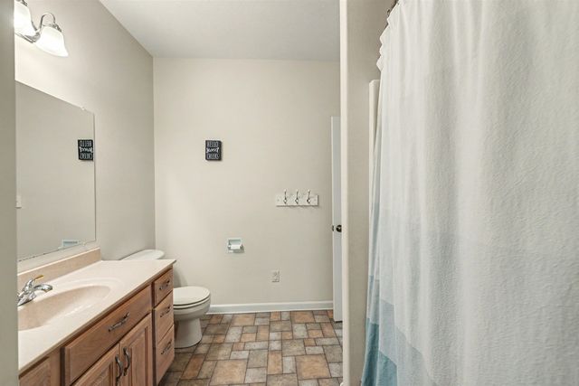 3380 S Scenic Slope Rd, Salina, KS 67401