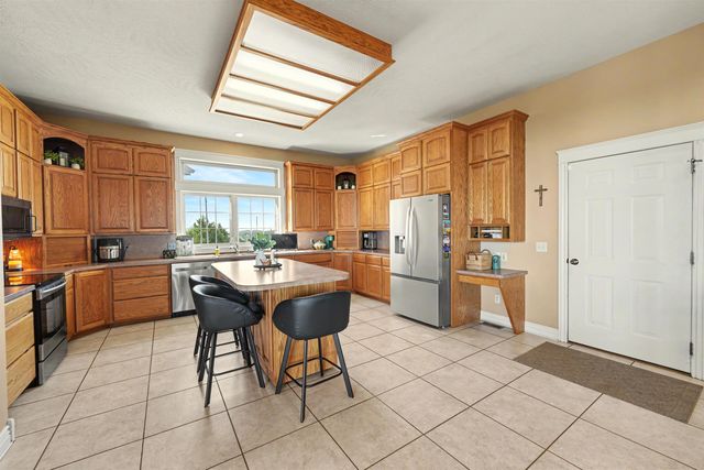 3380 S Scenic Slope Rd, Salina, KS 67401