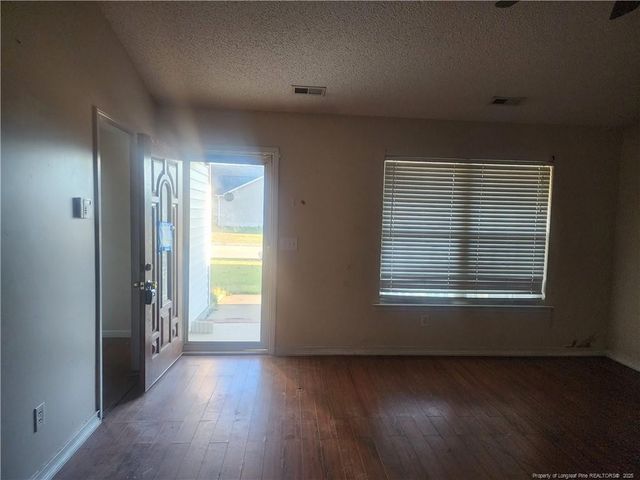 1229 Locks Creek Road, Fayetteville, NC 28312