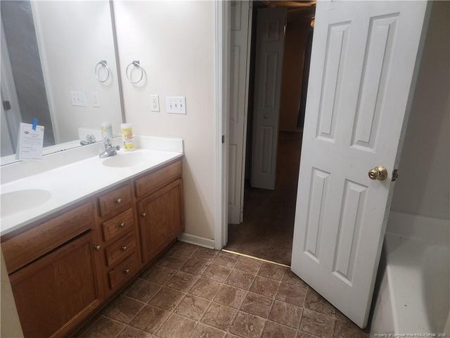 1229 Locks Creek Road, Fayetteville, NC 28312