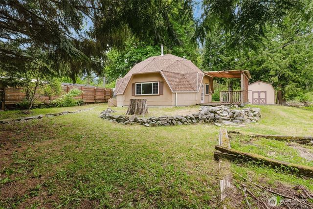 27299 Baywood Drive NE, Kingston, WA 98346