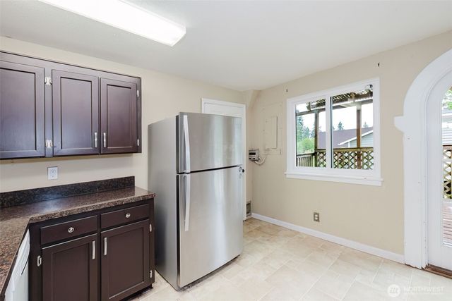 27299 Baywood Drive NE, Kingston, WA 98346