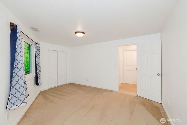27299 Baywood Drive NE, Kingston, WA 98346