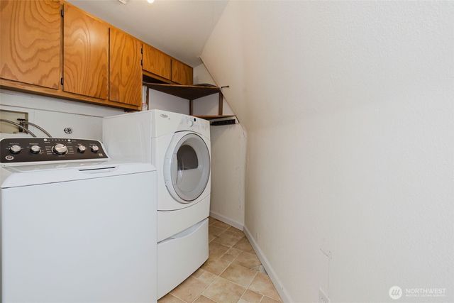 27299 Baywood Drive NE, Kingston, WA 98346