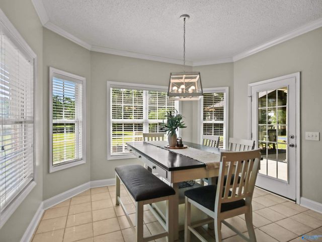 128 Mount Laurel Circle, New Market, AL 35761