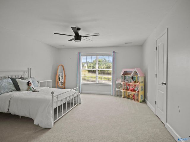 128 Mount Laurel Circle, New Market, AL 35761