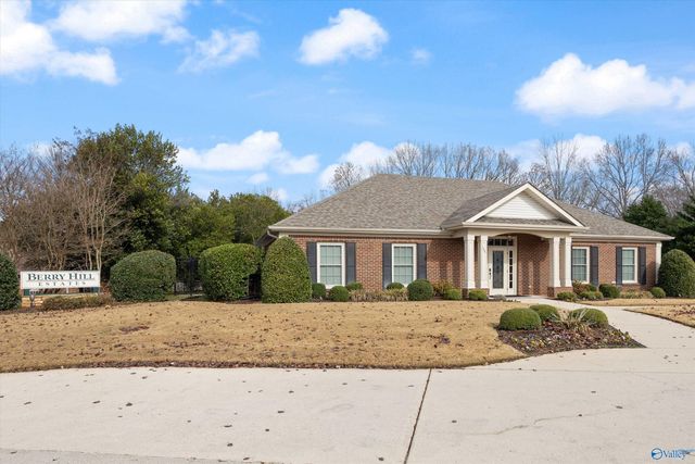 128 Mount Laurel Circle, New Market, AL 35761