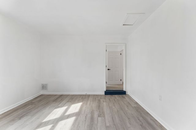 1612 Whippoorwill Dr, Lawrenceburg, TN 38464