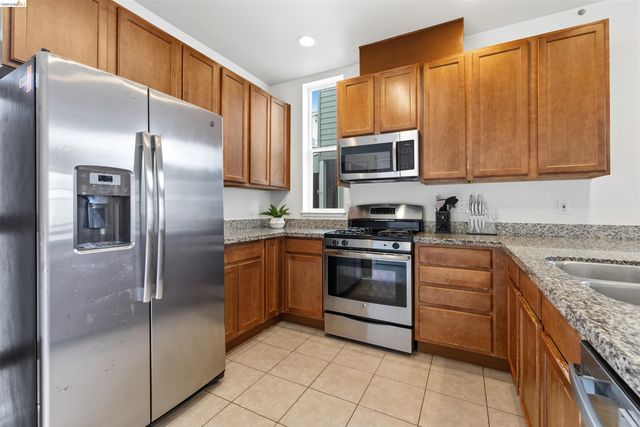 117 Kingswood Ln, Martinez, CA 94553