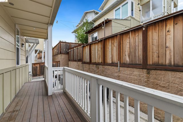 117 Kingswood Ln, Martinez, CA 94553