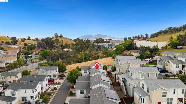 117 Kingswood Ln, Martinez, CA 94553