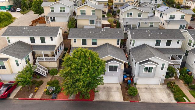 117 Kingswood Ln, Martinez, CA 94553