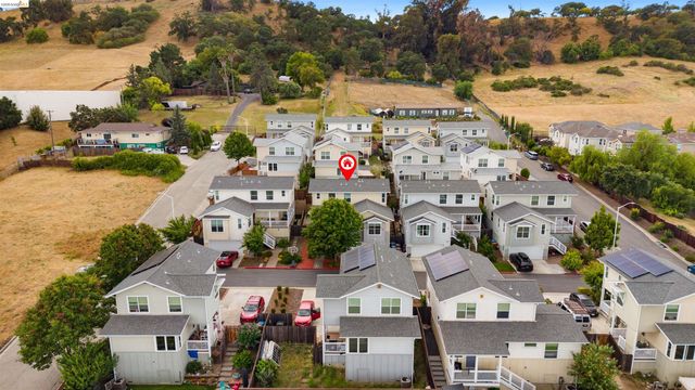 117 Kingswood Ln, Martinez, CA 94553