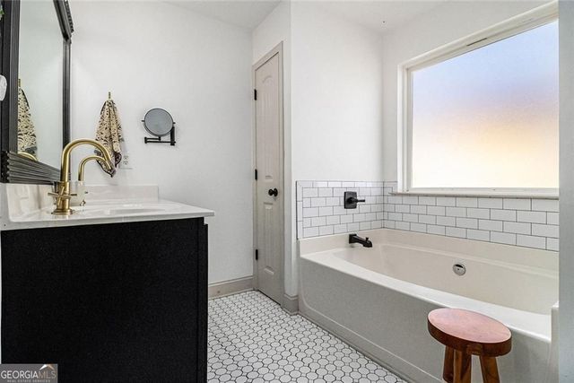 2531 Paul Avenue NW, Atlanta, GA 30318