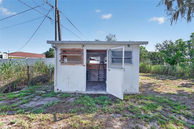 8024 HILLMAN AVENUE, Punta Gorda, FL 33982